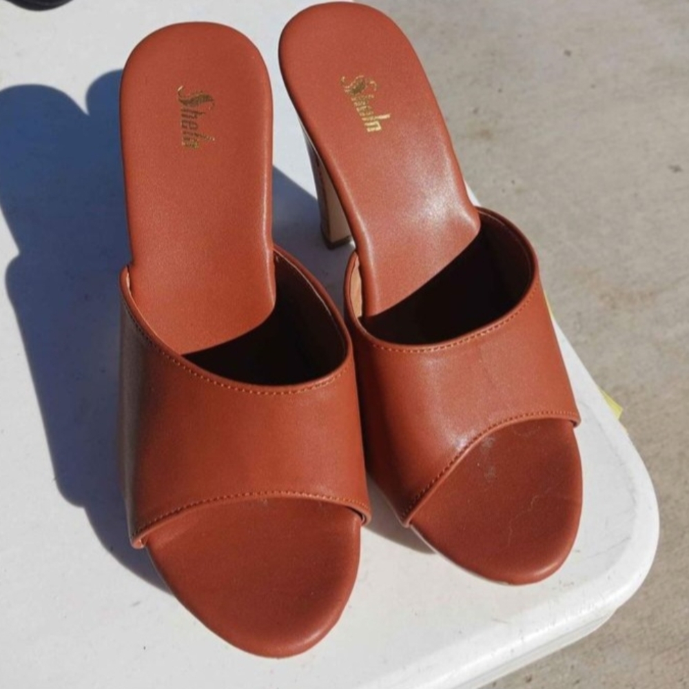 Lee Tan Women's Mules
